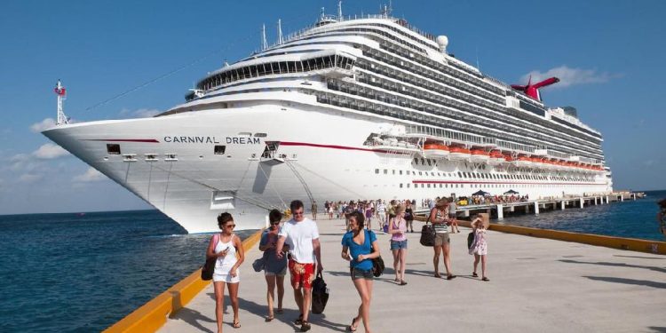 Lombok Bakal Didatangi 25 Kapal Pesiar di 2026 dengan Fasilitas yang Minim