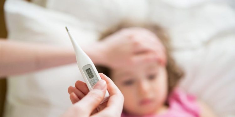 Gejala Super Flu yang Dialami Pasien di Indonesia Sebagian Besar Mengalami Demam